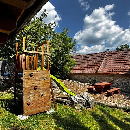 Nová Duha 3*